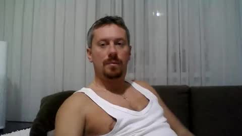 daniel online show from December 2025 10:06:01 PM