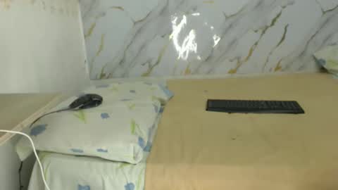 Snapshot of danisha99 chatting on September 2025 10:31:01 AM INSTAGRAM Minni Moom online show from September 2025 10:31:01 AM