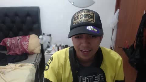 Snapshot of danivoyeur21 chatting on February 2026 08:03:02 PM daniel segura online show from February 2026 08:03:02 PM