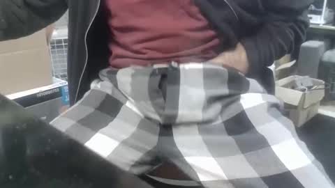 Snapshot of danl20012001 chatting on December 2025 03:46:02 AM danl20012001 online show from December 2025 03:46:02 AM