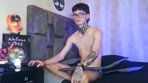 Snapshot of dann_brown chatting on February 2025 09:20:02 PM Dann Brown online show from February 2025 09:20:02 PM