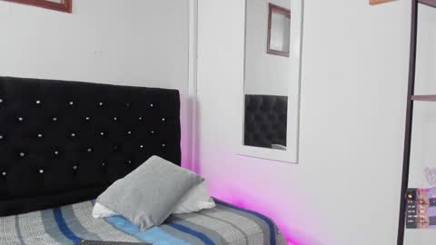 Dannacastle online show from January 2025 05:19:01 AM