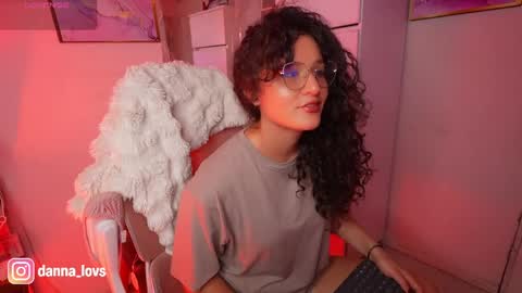 Danna Lovs online show from May 2026 02:29:01 AM