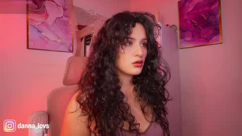 Danna Lovs online show from May 2026 11:27:02 AM
