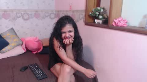 Snapshot of danna_luz1 chatting on February 2026 12:12:01 PM Luz online show from February 2026 12:12:01 PM