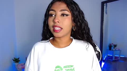 Snapshot of danna_schmidt23 chatting on December 2024 11:38:01 AM Danna online show from December 2024 11:38:01 AM