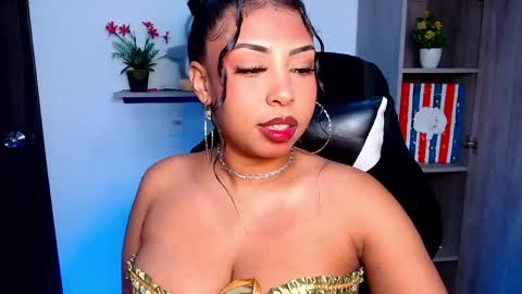 Danna online show from May 2026 12:35:01 PM