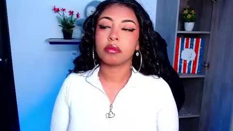 Snapshot of danna_schmidt23 chatting on June 2026 04:53:01 PM Danna online show from June 2026 04:53:01 PM