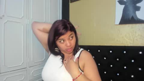 Danna Garza online show from February 2025 04:03:02 AM