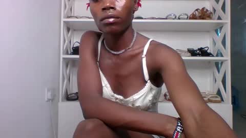 dannamikayla online show from December 2025 04:11:02 AM