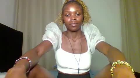 dannamikayla online show from December 2025 01:43:02 AM