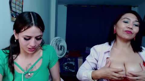 dannamomcerrat online show from February 2025 05:09:01 AM