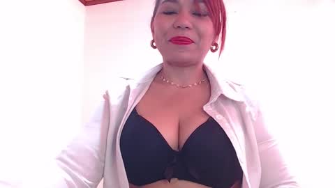 dannamomcerratt online show from March 2026 07:27:01 PM