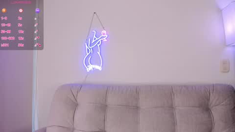 Snapshot of dannate1 chatting on December 2024 10:11:01 PM danna online show from December 2024 10:11:01 PM