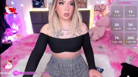 dannia_13 online show from June 2026 03:40:01 AM