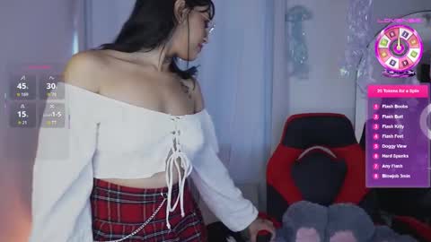 Snapshot of dannielle_ chatting on November 2025 09:04:02 PM online show from November 2025 09:04:02 PM