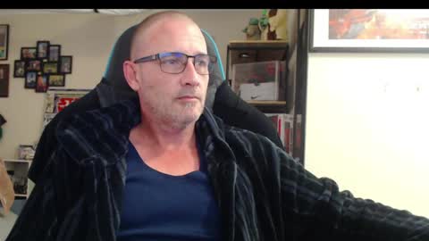 Snapshot of dannozdirekt chatting on May 2026 01:46:02 AM dannozdirekt online show from May 2026 01:46:02 AM