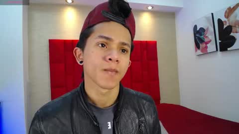 Snapshot of danny__santoro chatting on September 2025 12:49:02 PM Danny online show from September 2025 12:49:02 PM