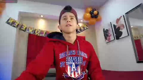 Snapshot of danny__santoro chatting on October 2025 12:57:02 PM Danny online show from October 2025 12:57:02 PM