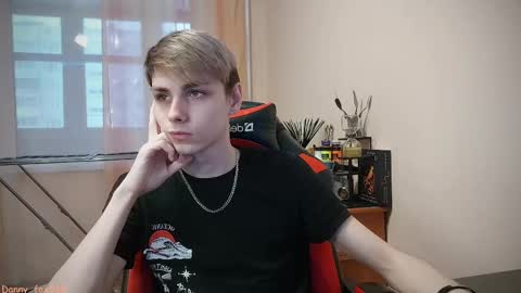 Snapshot of danny_fox888 chatting on February 2025 02:09:02 AM Daniel online show from February 2025 02:09:02 AM