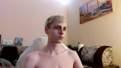 Snapshot of danny_fox888 chatting on October 2025 03:58:02 PM Daniel online show from October 2025 03:58:02 PM