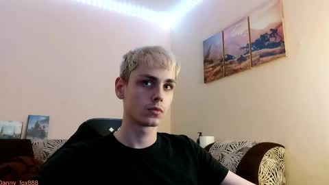 Snapshot of danny_fox888 chatting on October 2025 06:20:01 PM Daniel online show from October 2025 06:20:01 PM