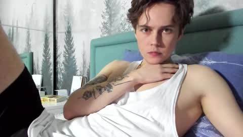 Snapshot of danny_love01 chatting on February 2025 12:44:02 PM danny online show from February 2025 12:44:02 PM