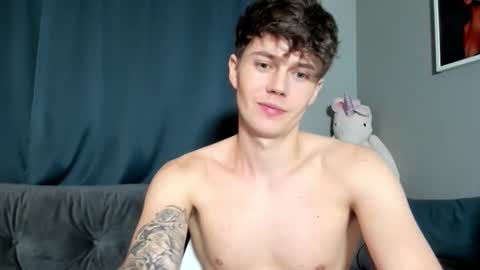 Snapshot of danny_love01 chatting on February 2025 11:25:02 PM danny online show from February 2025 11:25:02 PM