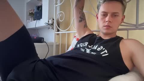 Snapshot of danny_love01 chatting on September 2025 12:16:01 PM danny online show from September 2025 12:16:01 PM