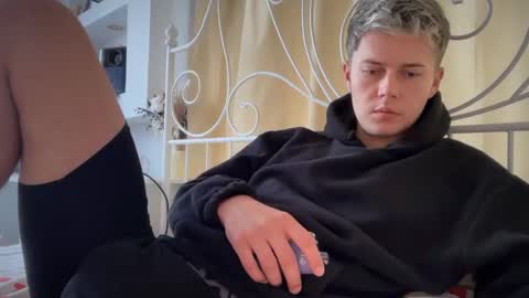 Snapshot of danny_love01 chatting on September 2025 10:17:01 AM danny online show from September 2025 10:17:01 AM