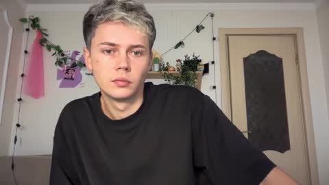 Snapshot of danny_love01 chatting on September 2025 10:50:01 AM danny online show from September 2025 10:50:01 AM