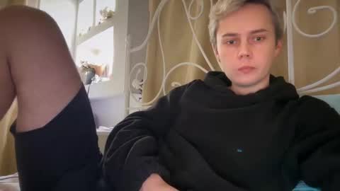 Snapshot of danny_love01 chatting on December 2025 02:00:02 PM danny online show from December 2025 02:00:02 PM