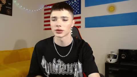 Danny online show from October 2025 09:57:01 AM