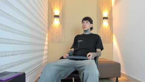 dante_armstrong online show from November 2025 03:45:02 AM