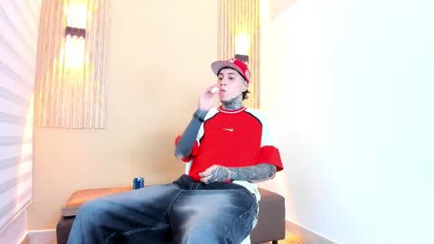 dante_armstrong online show from December 2025 05:01:01 AM