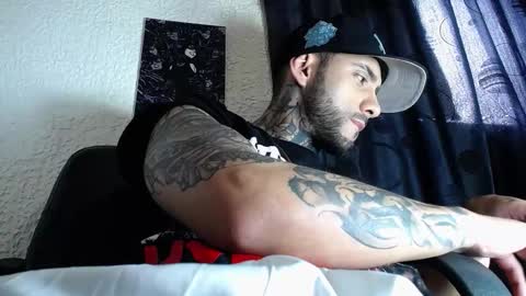 dante_d_angelo_ online show from October 2025 06:41:02 PM