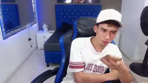 Snapshot of dante_tompson chatting on February 2025 04:35:02 PM Dante online show from February 2025 04:35:02 PM