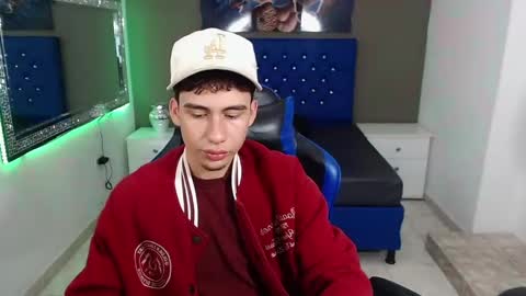 Snapshot of dante_tompson chatting on February 2025 12:13:01 PM Dante online show from February 2025 12:13:01 PM