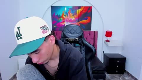 Snapshot of dante_tompson chatting on March 2025 03:28:02 PM Dante online show from March 2025 03:28:02 PM