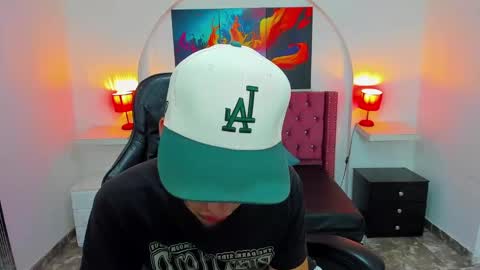 Snapshot of dante_tompson chatting on March 2025 03:23:02 PM Dante online show from March 2025 03:23:02 PM