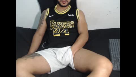 Snapshot of dantebrown1 chatting on January 2025 03:50:02 AM dantebrown1 online show from January 2025 03:50:02 AM