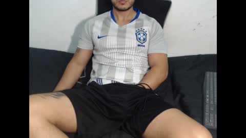 Snapshot of dantebrown1 chatting on January 2025 12:57:01 AM dantebrown1 online show from January 2025 12:57:01 AM