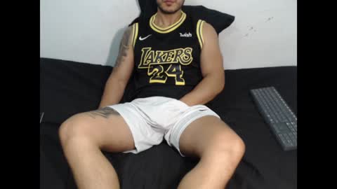 Snapshot of dantebrown1 chatting on February 2025 03:12:01 AM dantebrown1 online show from February 2025 03:12:01 AM