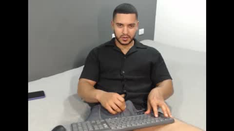 Snapshot of dantebrown1 chatting on October 2025 12:00:01 AM dantebrown1 online show from October 2025 12:00:01 AM