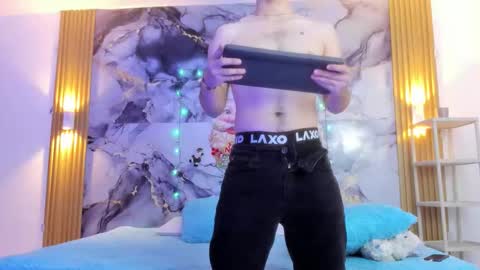 DANTE DARK online show from December 2025 08:05:02 PM