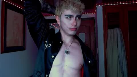 Snapshot of danteobscuro chatting on December 2025 06:04:01 PM danteobscuro online show from December 2025 06:04:01 PM