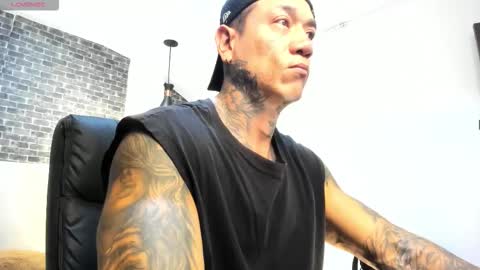 Snapshot of dantesuarez28 chatting on January 2026 08:51:02 AM Dante Suarez online show from January 2026 08:51:02 AM