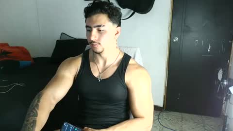 Snapshot of dantevicius chatting on October 2025 10:41:02 PM Dante Vicius online show from October 2025 10:41:02 PM