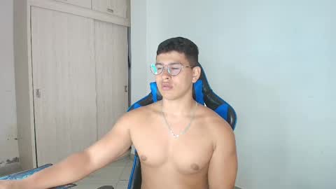 Snapshot of dantraxx chatting on February 2025 06:32:02 PM Dantraxx online show from February 2025 06:32:02 PM