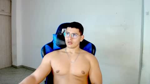 Snapshot of dantraxx chatting on February 2026 08:39:01 PM Dantraxx online show from February 2026 08:39:01 PM